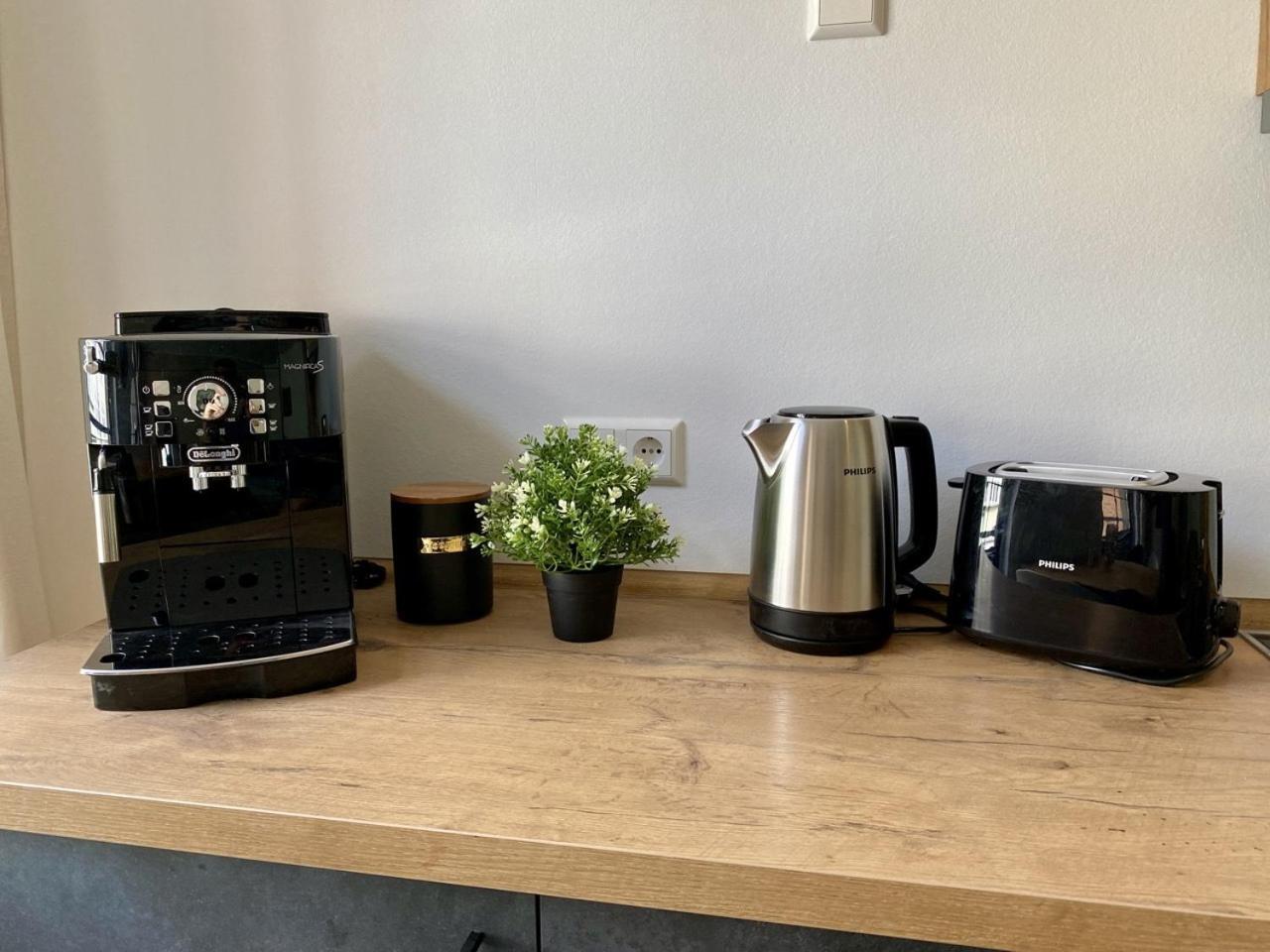 Discovair - Eisenach Karl14 - Vollausgestattete Apartments Mit Netflix In Der Fussgaengerzone ห้อง รูปภาพ