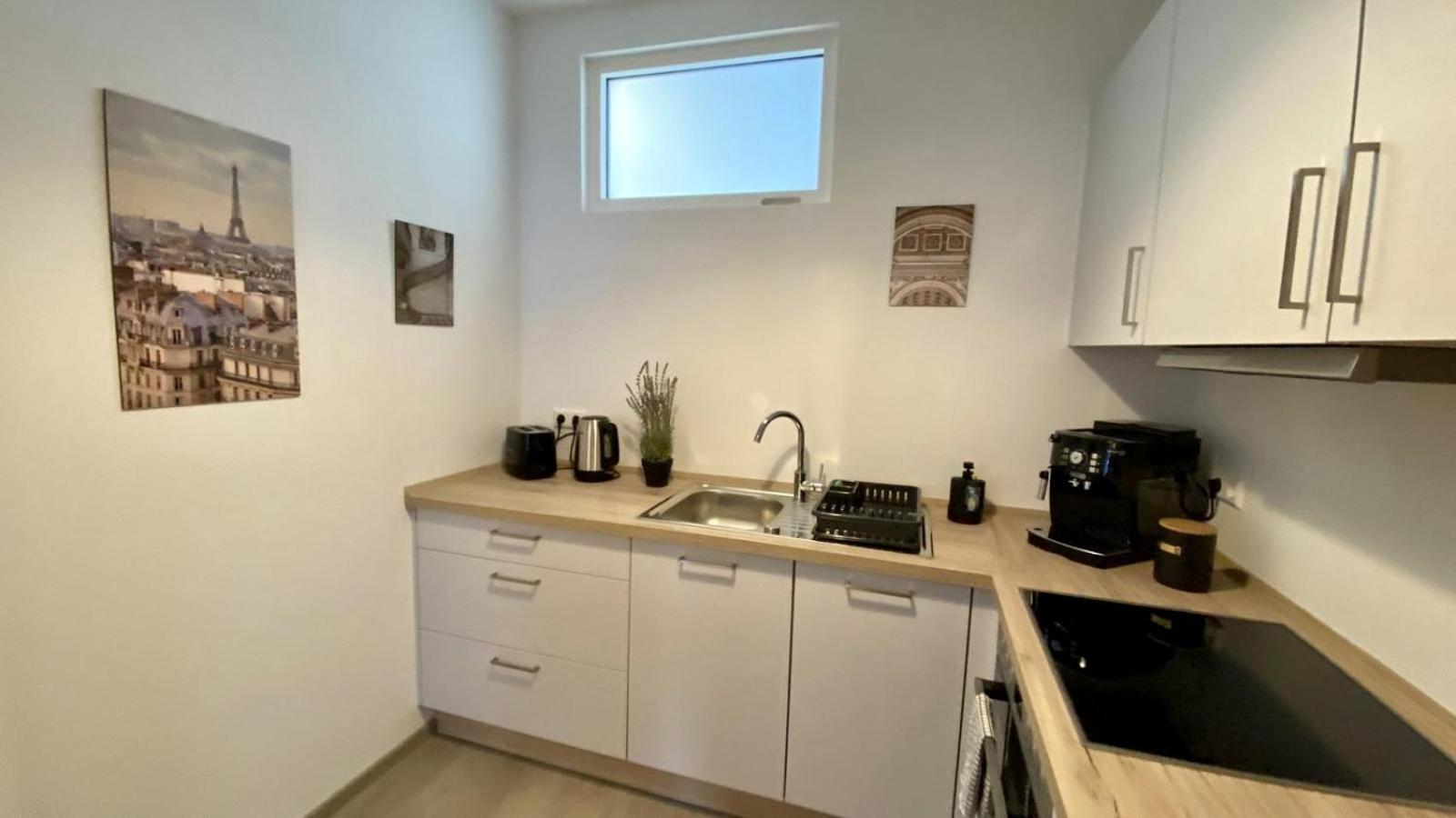 Discovair - Eisenach Karl14 - Vollausgestattete Apartments Mit Netflix In Der Fussgaengerzone ห้อง รูปภาพ