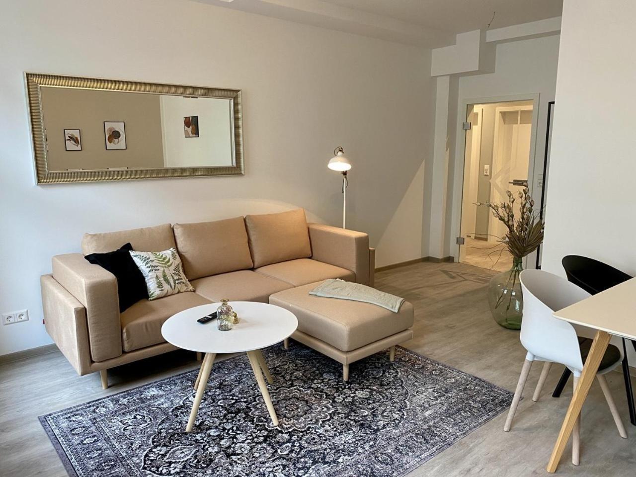 Discovair - Eisenach Karl14 - Vollausgestattete Apartments Mit Netflix In Der Fussgaengerzone ห้อง รูปภาพ