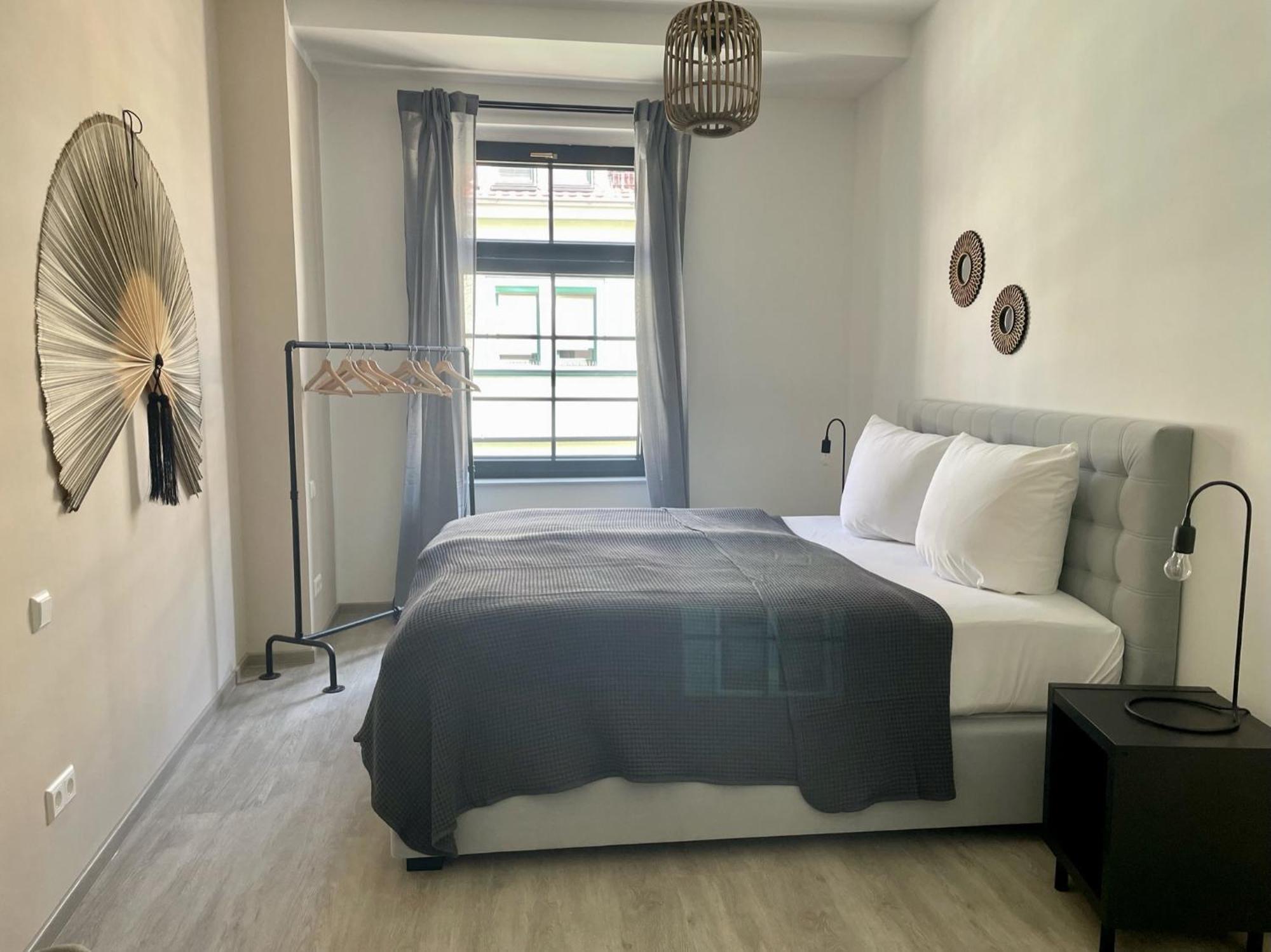 Discovair - Eisenach Karl14 - Vollausgestattete Apartments Mit Netflix In Der Fussgaengerzone ห้อง รูปภาพ